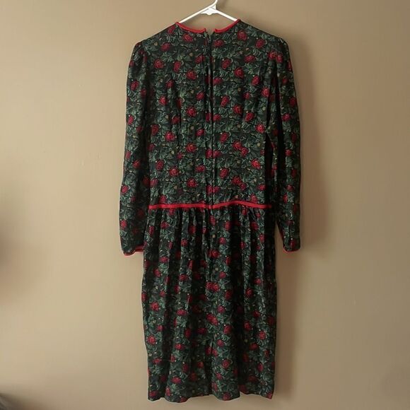 Tanner Women's Vintage 1980s Red & Green Floral Midi Dress Size 6 - Picture 3 of 10
